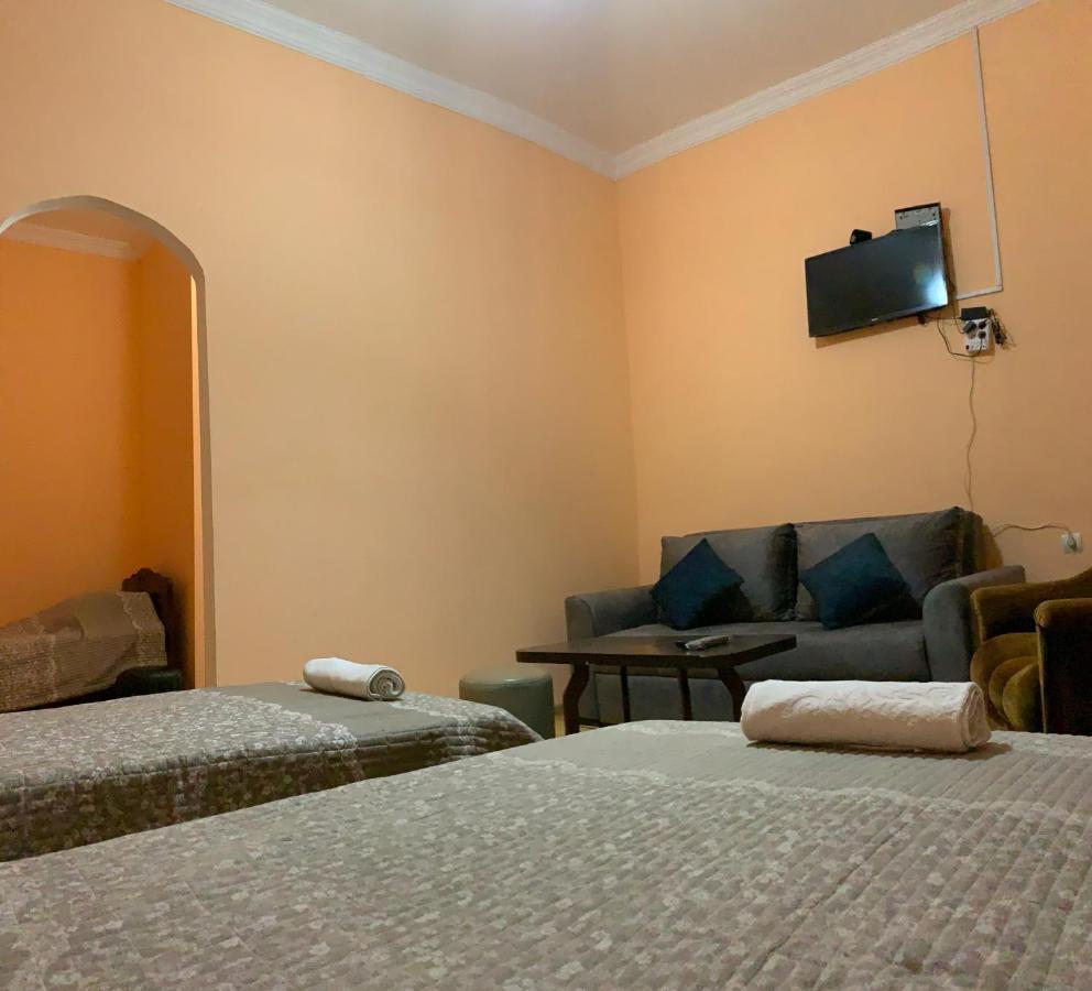Hotel Kakhaberi Tetritskaro Eksteriør bilde