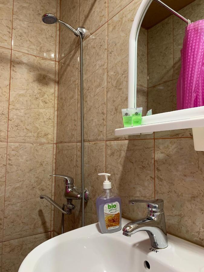 Hotel Kakhaberi Tetritskaro Eksteriør bilde